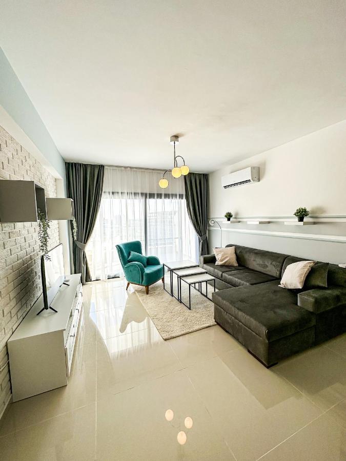 Luxury Sea View Two Bedroom Apartment In Caesar Resort & Spa, Long Beach Perivolia tou Trikomou Εξωτερικό φωτογραφία