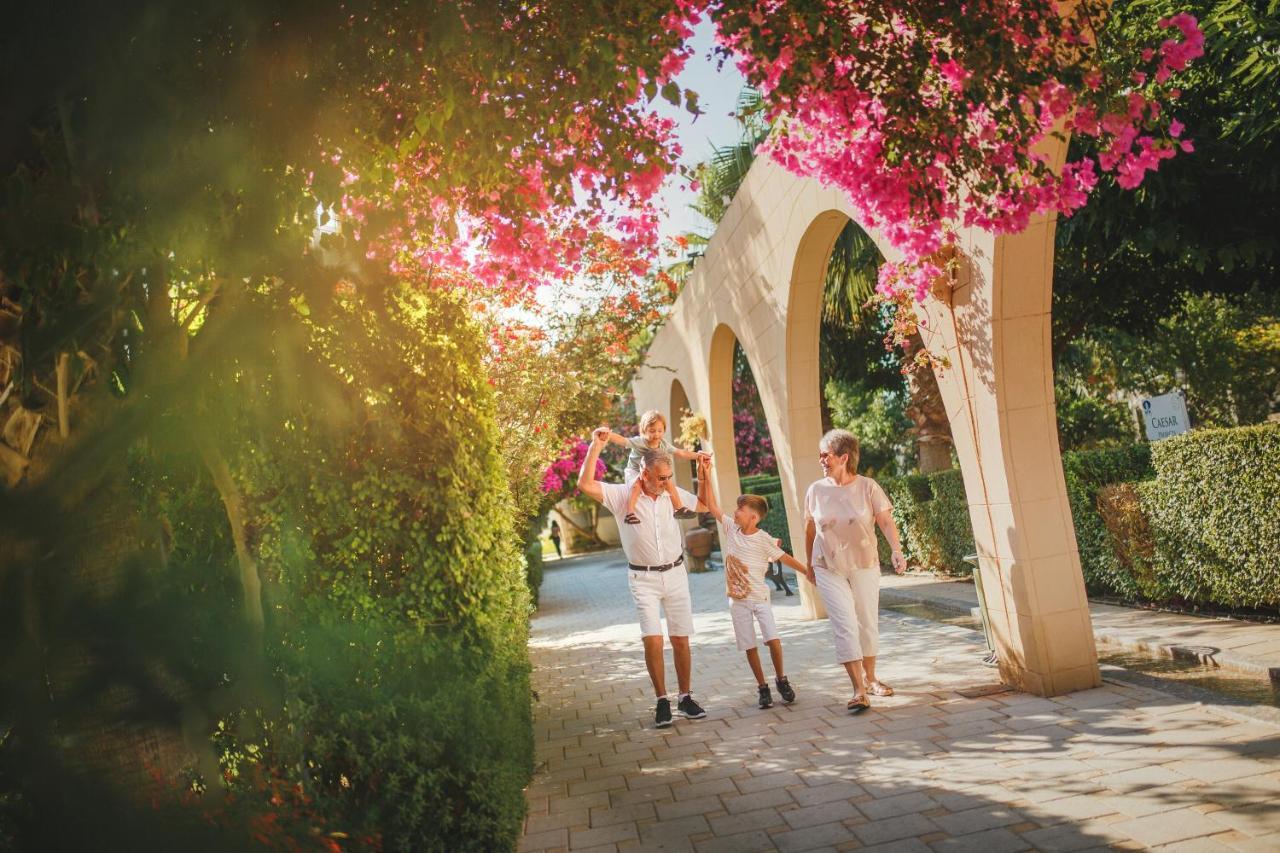 Luxury Sea View Two Bedroom Apartment In Caesar Resort & Spa, Long Beach Perivolia tou Trikomou Εξωτερικό φωτογραφία